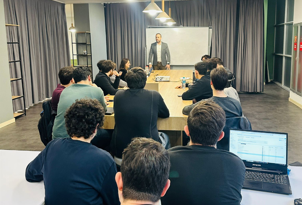 ANTSPARK Ön Kuluçka Programı’nda Yoğun Bir Eğitim Haftası Geride Kaldı! 